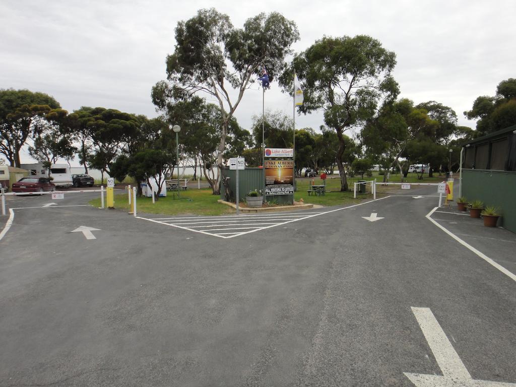 Lake Albert Caravan Park Ξενοδοχείο Meningie Εξωτερικό φωτογραφία