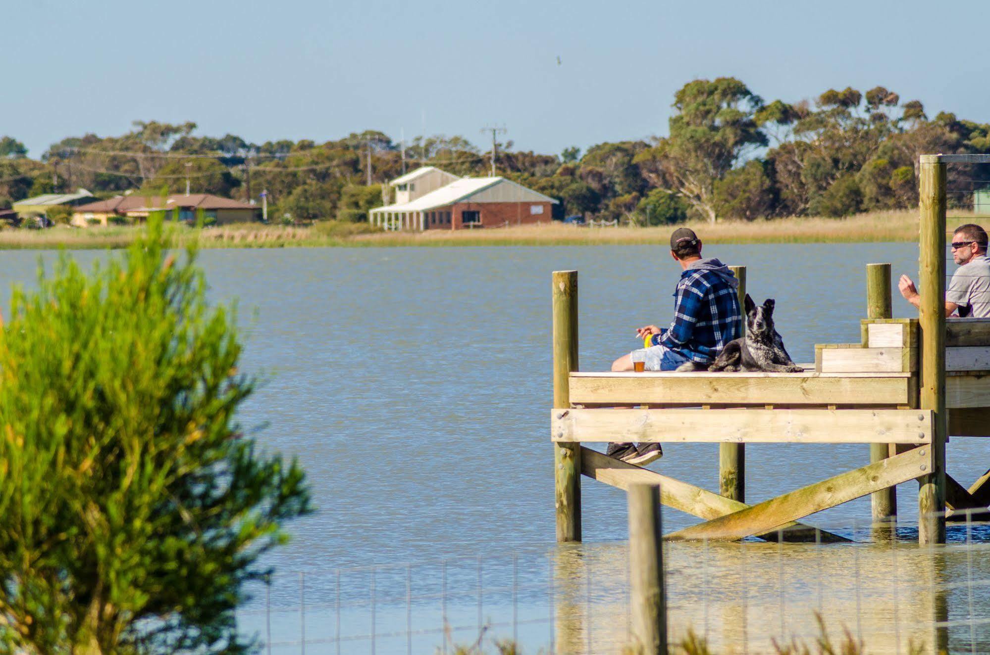 Lake Albert Caravan Park Ξενοδοχείο Meningie Εξωτερικό φωτογραφία